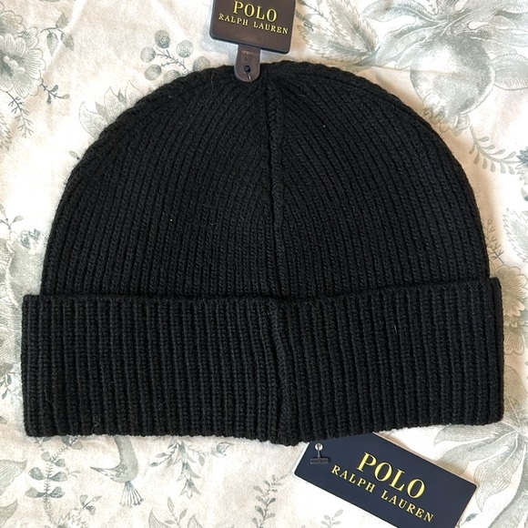 ❗️SOLD❗️Ralph Lauren Beanie - Picture 3 of 3